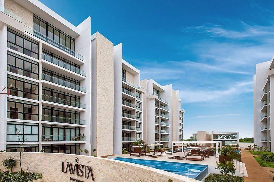 Exclusive Sale: La Vista Luxury Apartment