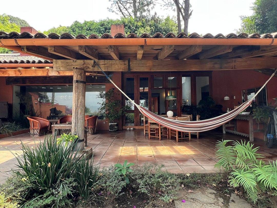CONDOMINIUM HOME FOR SALE IN THE HEART OF AVÁNDARO