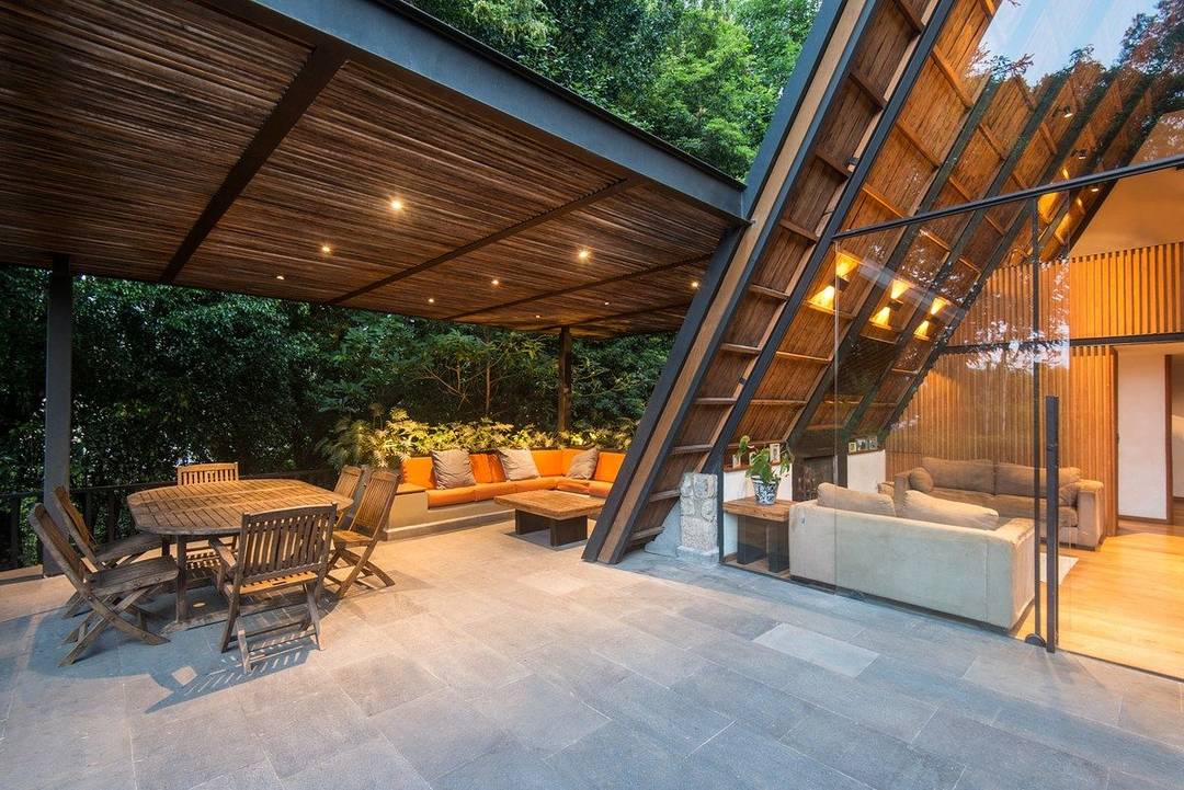 Spectacular House for Rent in Avándaro with Lake Views