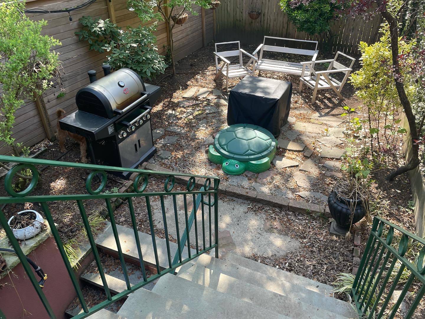 Prime Ft Greene Garden Duplex