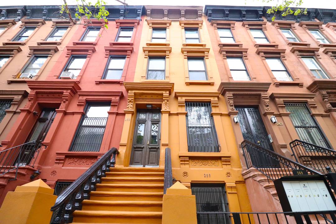 Mini Studio With a Loft Bed Available in a Newly Renovated Brownstone.