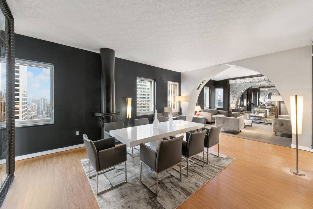 Full Floor Designer Penthouse | Short/Long Term | Spectacular Views From Every Room | Midtown