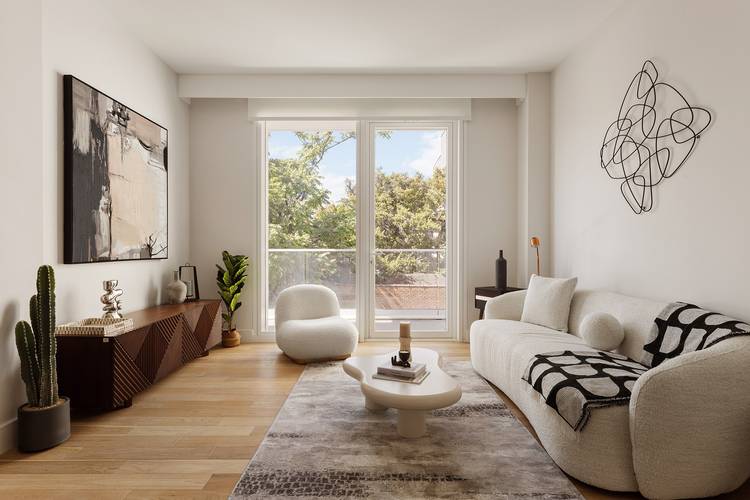 1BR with Private Terrace in Prime LIC