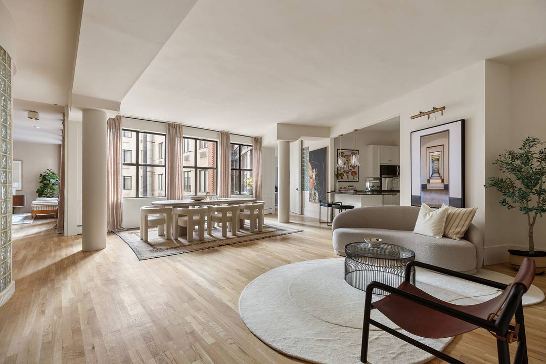 260 WEST BROADWAY | AMERICAN THREAD GRAND TWO BEDROOM | HISTORIC PERFECTION
