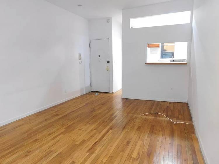 Yorkville Sun-Drenched Studio