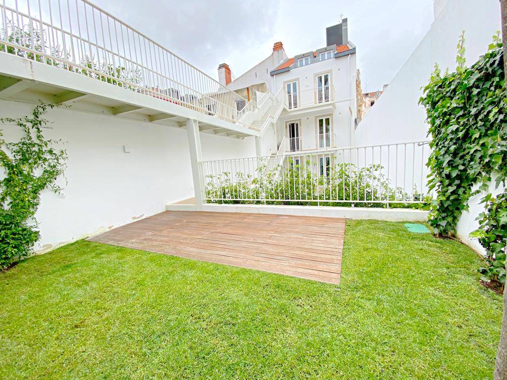 NEW Apartments with Private Garden in Lisbon Center