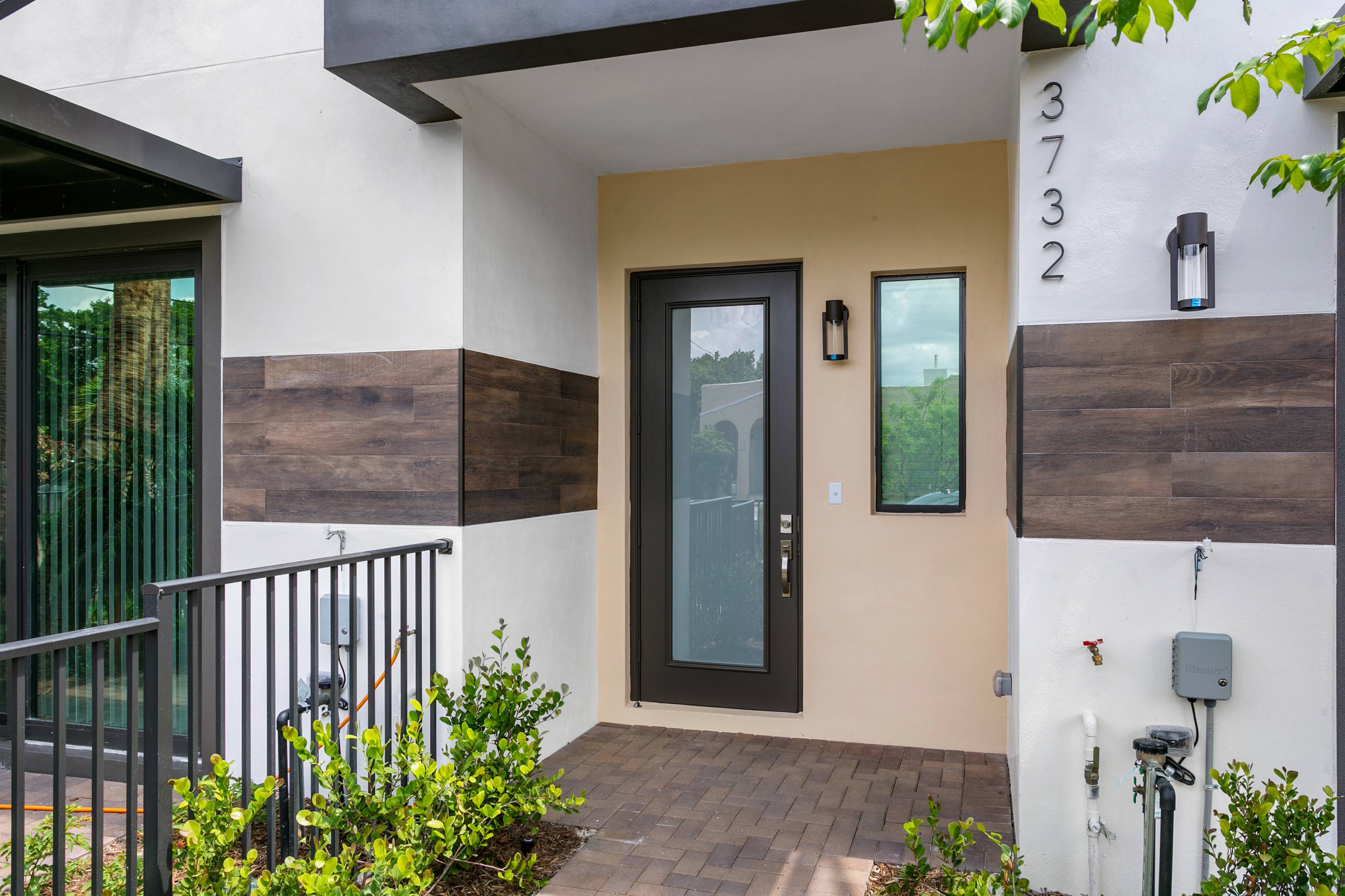 3732 Lambert Avenue, West Palm Beach, FL 33405
