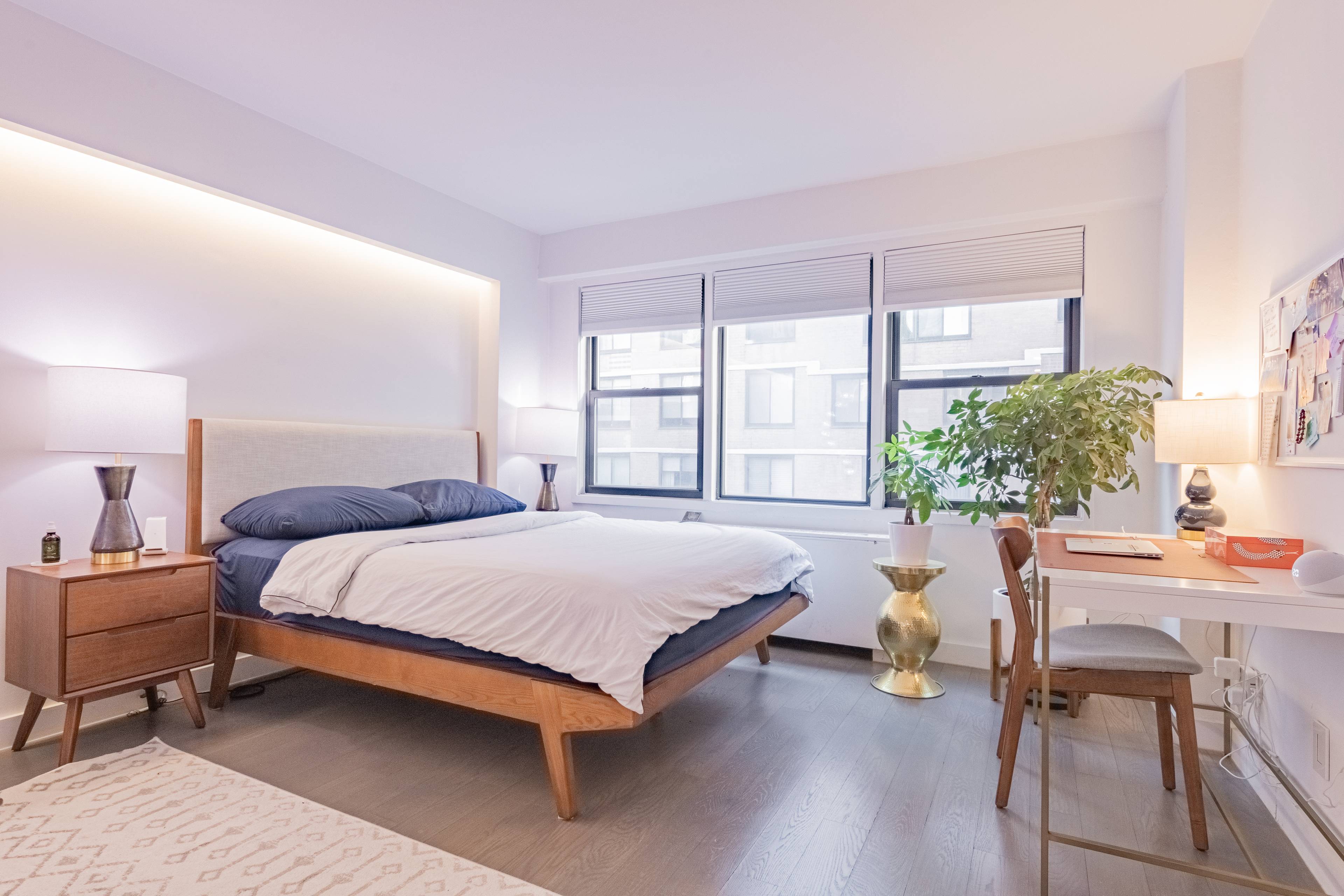 Manhattan Upper East Side Condo - Yorkville | Oversized Renovated Studio