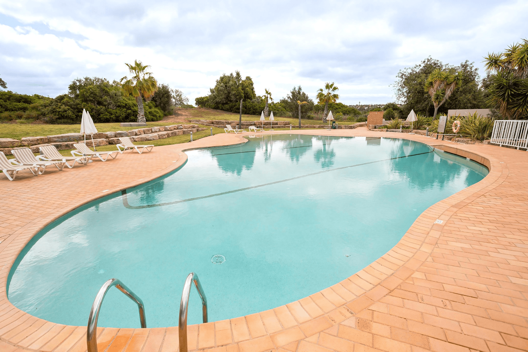 FULLY FURNISHED STUDIO APARTMENT | ALGARVE GOLF RESORT