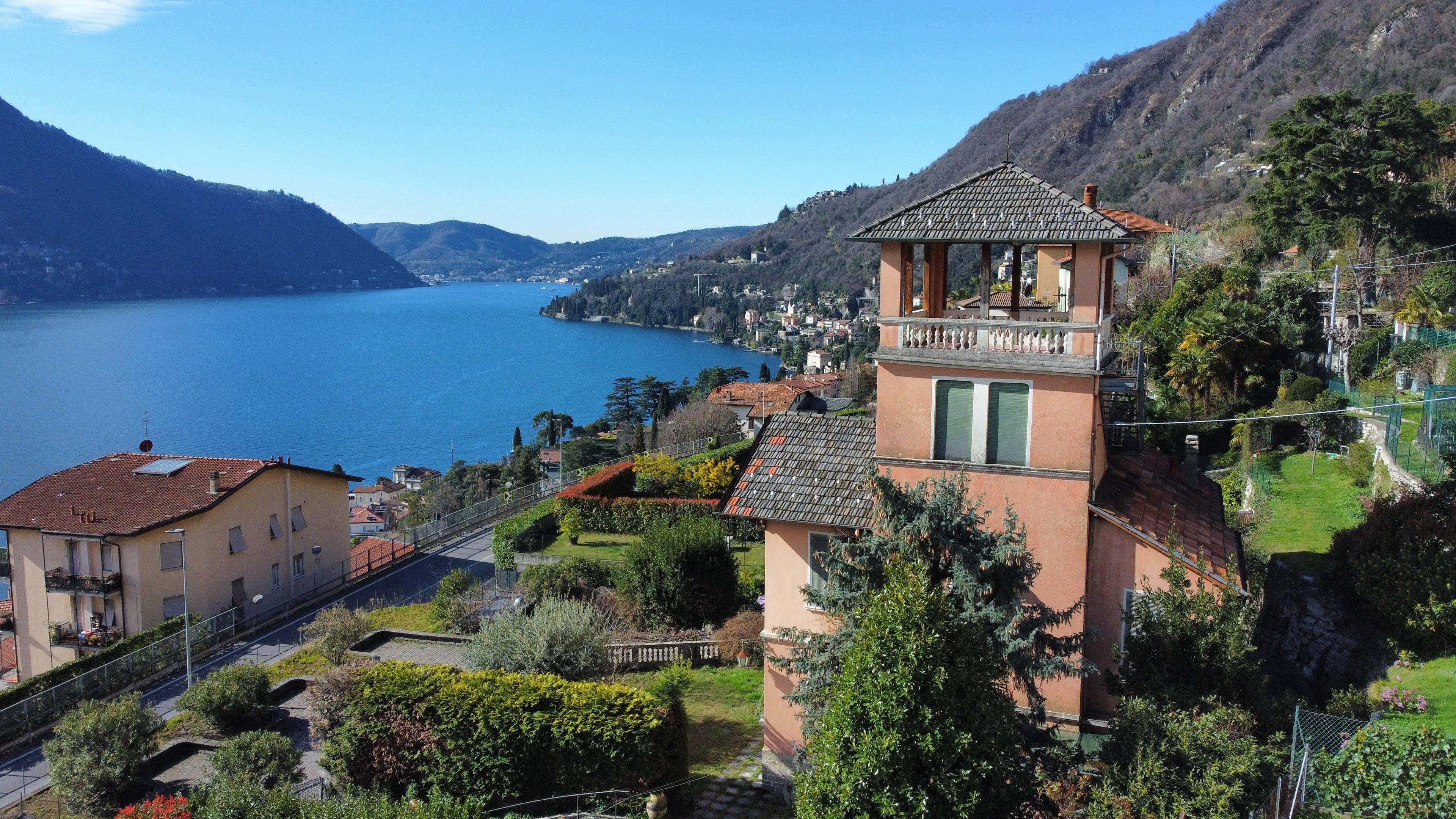 MOLTRASIO | VILLA WITH LAKE VIEW