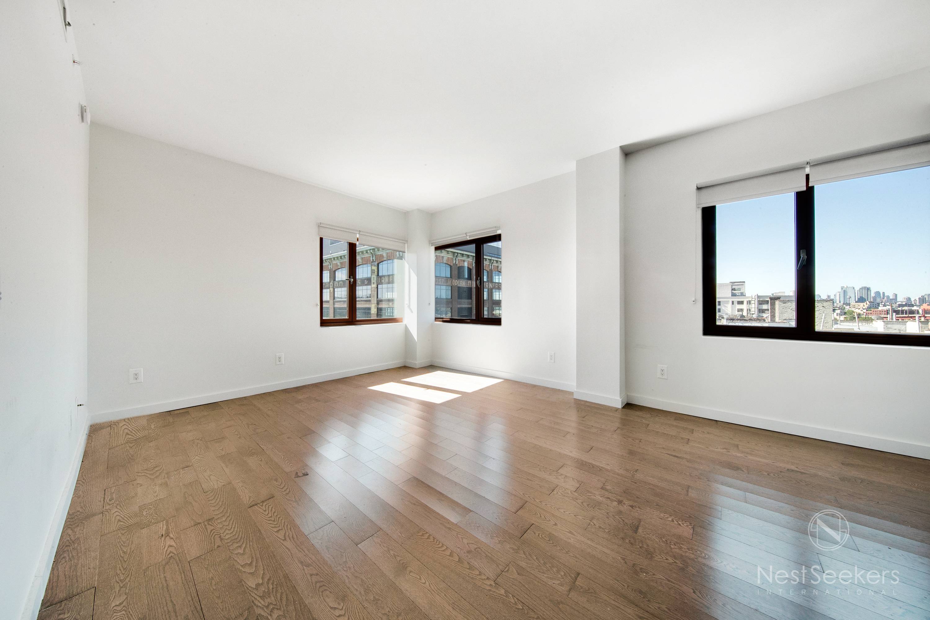 Superb High Floor One Bed NYC & Water Views Tons of Amenities - No Broker Fee