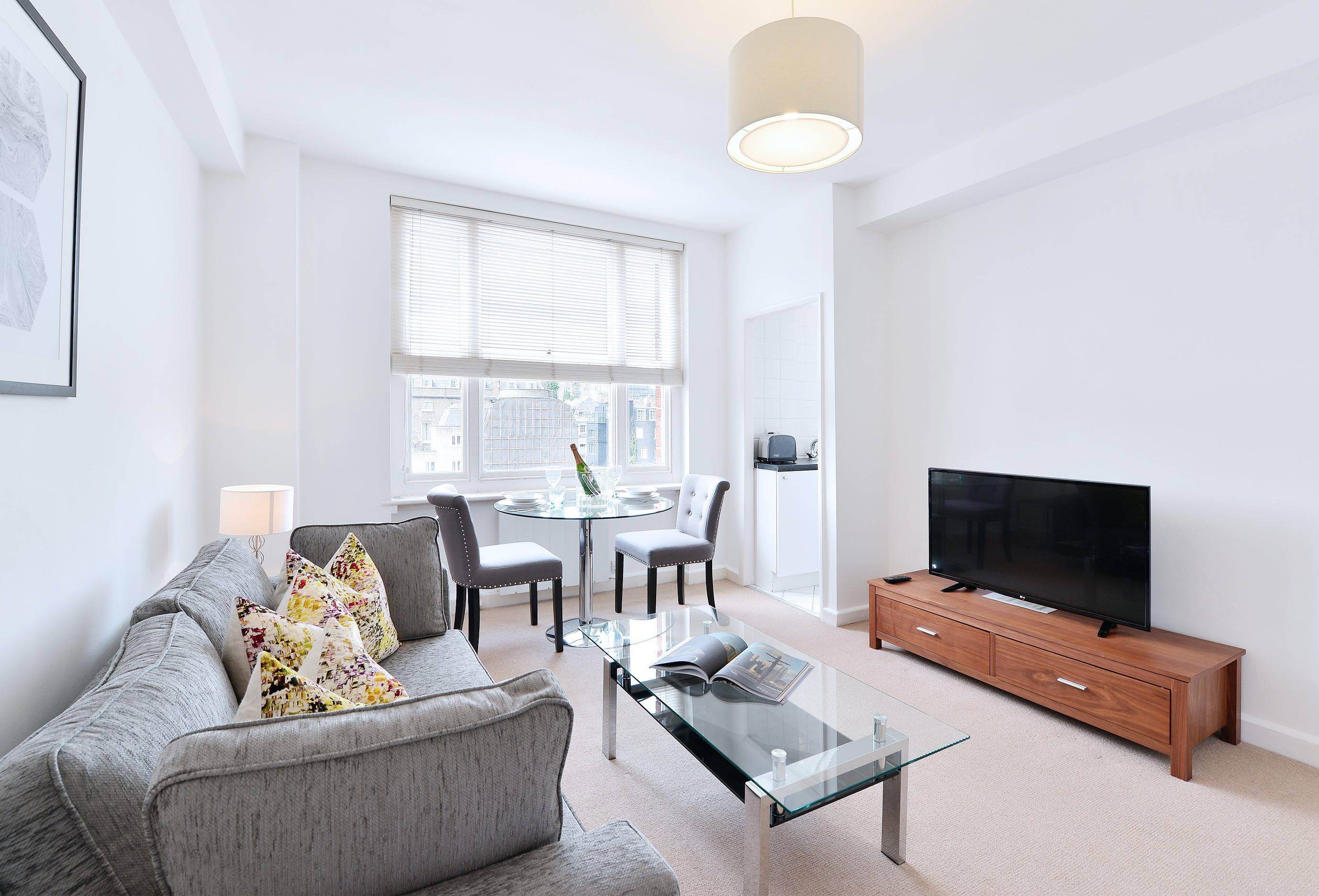 Apartment 6th Floor - 1 Bedroom - 440 sq ft - 1 Bathroom