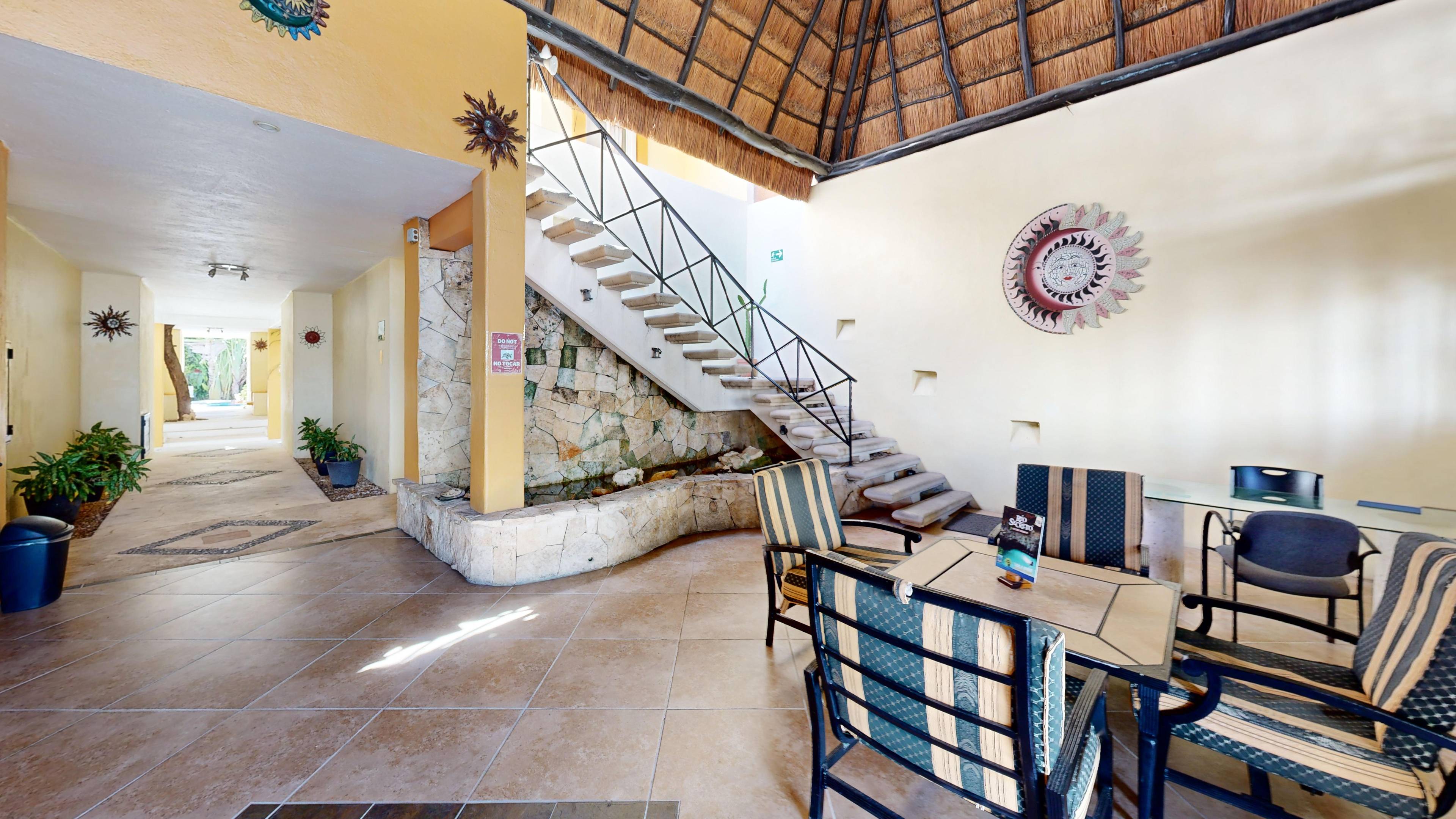 Hotel Luna Sol with 16 Rooms for Sale, Playa del Carmen