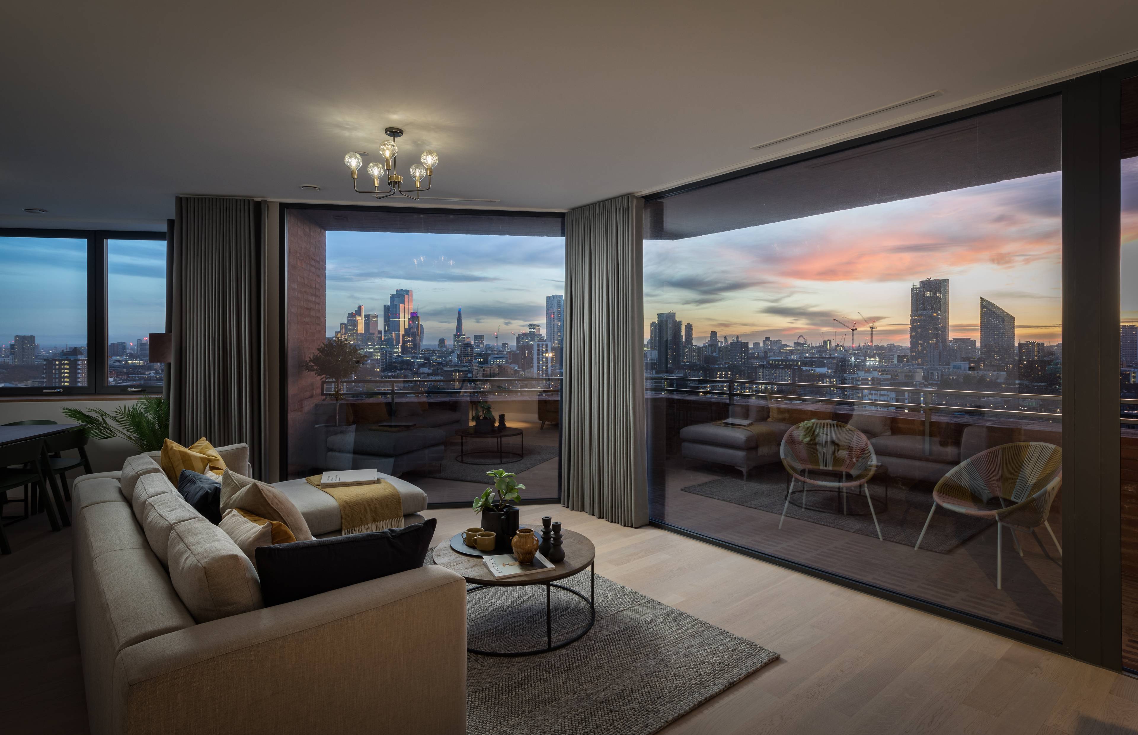 Amazing 3 bed penthouse with outstanding views across London