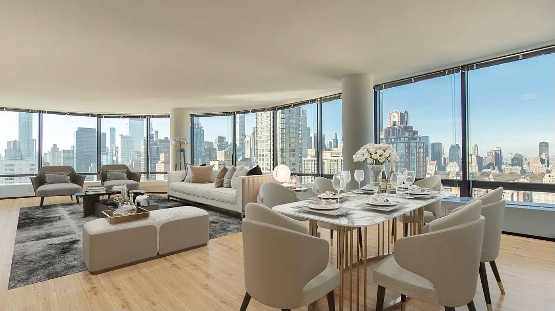 STELLAR 2BR/2BA IN PRIME UPPER EAST SIDE OVERSEEING MANHATTAN SKYLINE