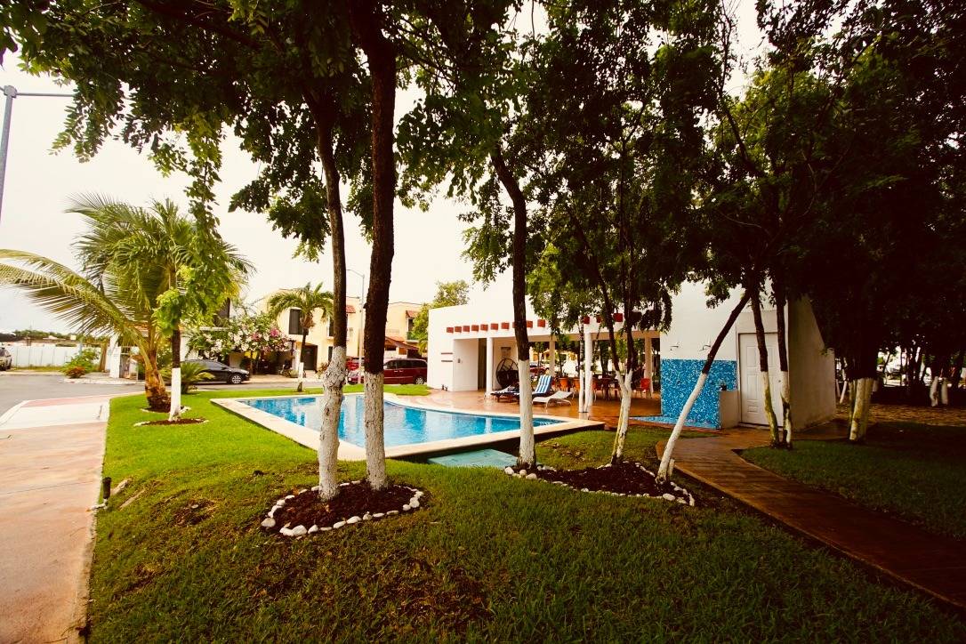 RESALE 4 BR HOUSE IN PLAYA DEL CARMEN