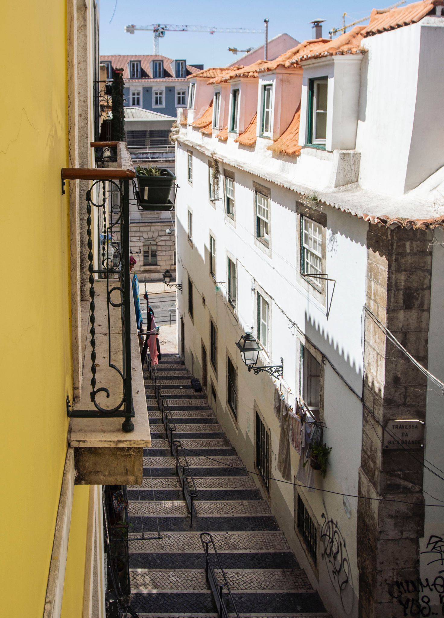 Exclusive Investment Opportunity: Fully Tenanted Building in Prime Lisbon Location, High Yield Potential!