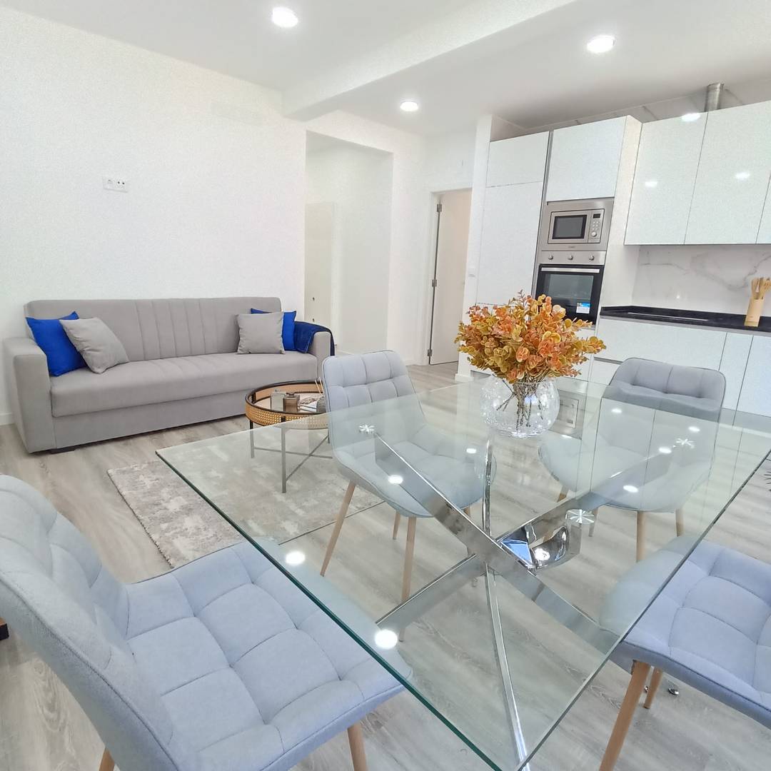 3-Bedroom Apartment in Benfica
