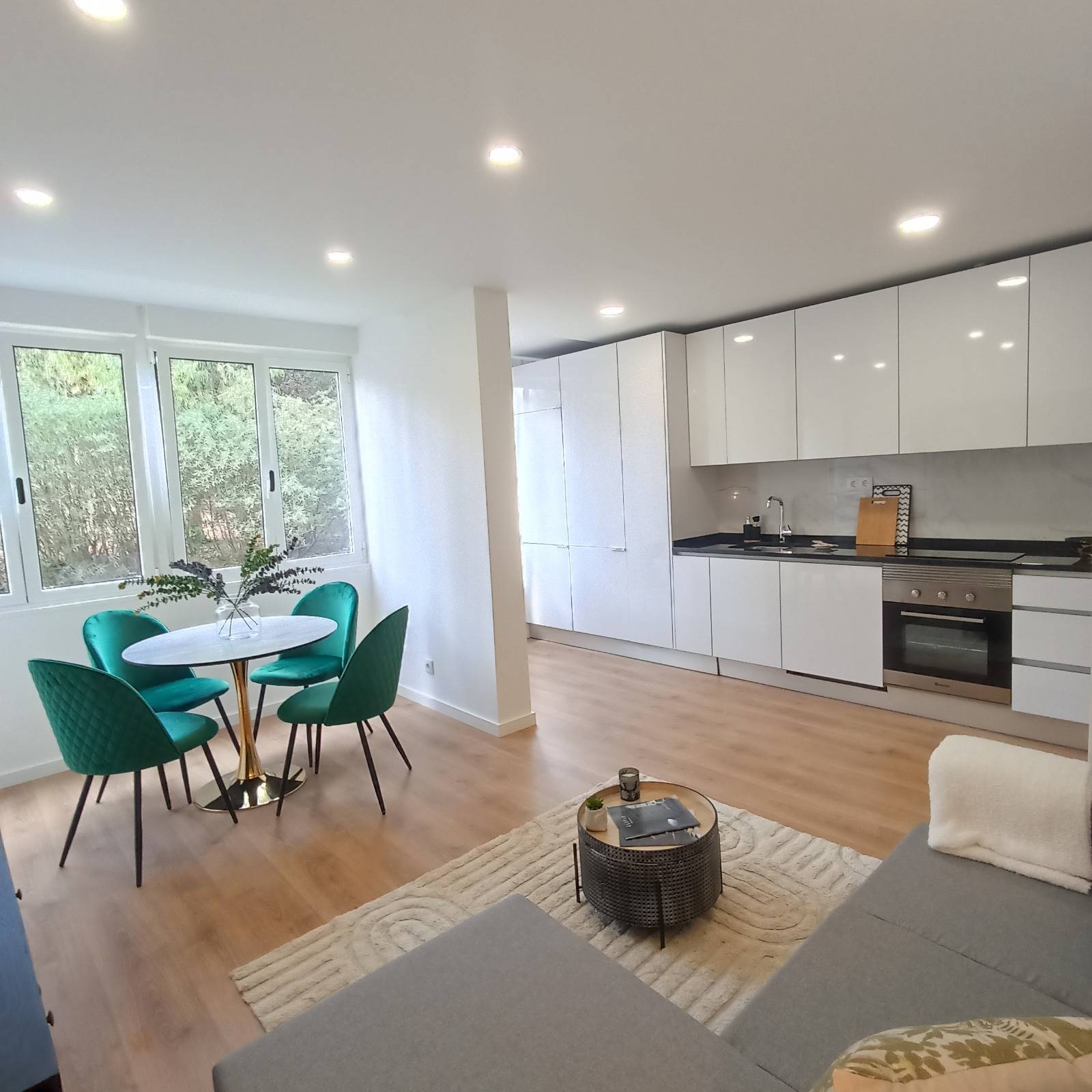 3-Bedroom Apartment in Benfica