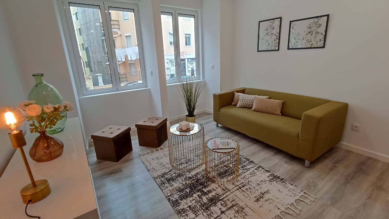 3-Bedroom Apartment with Private yard in Benfica