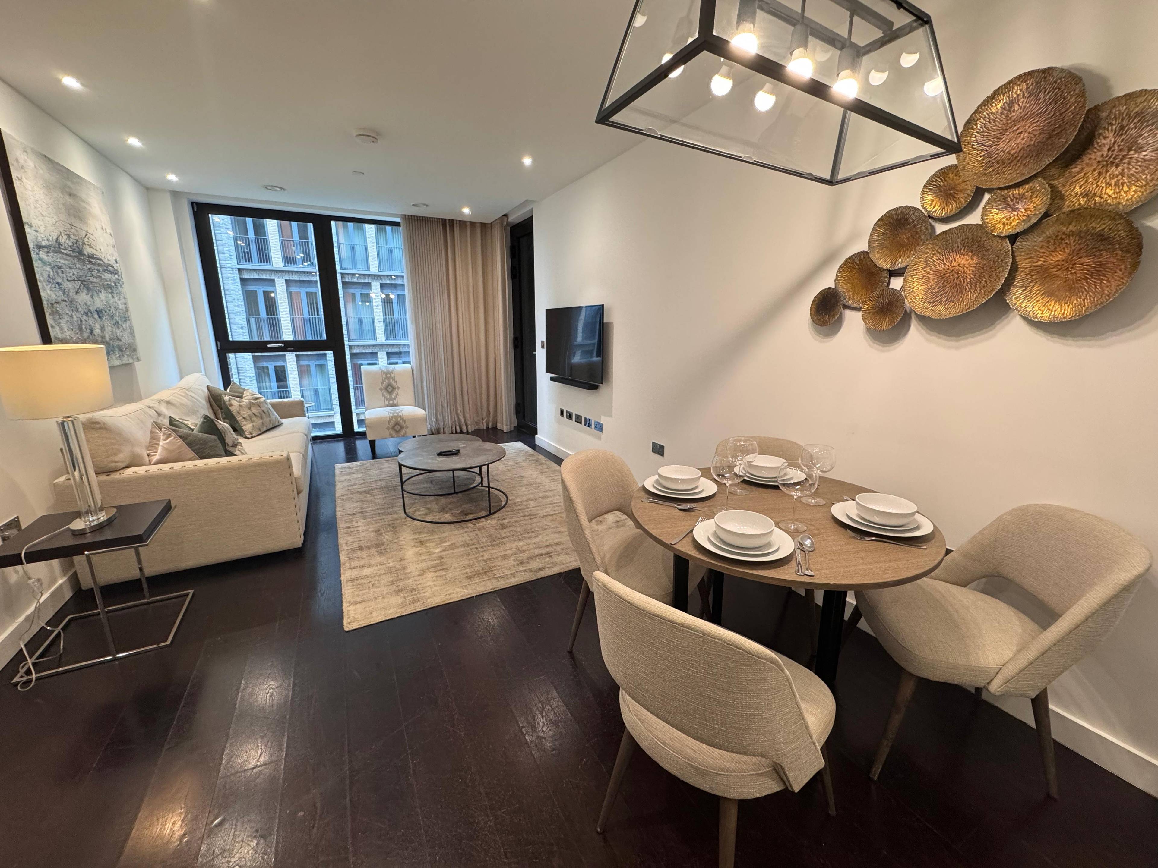 Fabulous 2 Bedroom 2 Bathroom Apartment – Nine Elms SW11