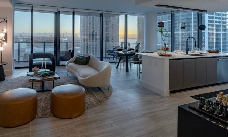 2 Bed 2 Bath | Downtown Miami | $4,680 | 1,191 sqft | 2 Months Free |
