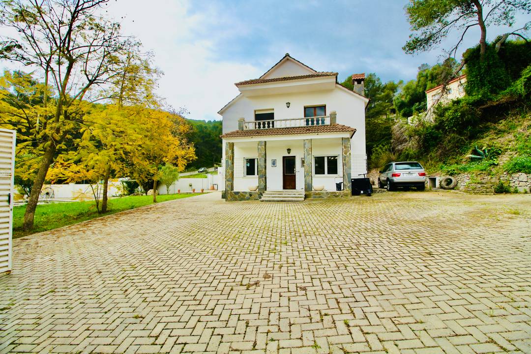 Fantastic detached house in urbanization pineda park