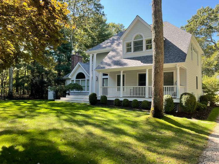 Bridgehampton 4 Br Pool Close to All