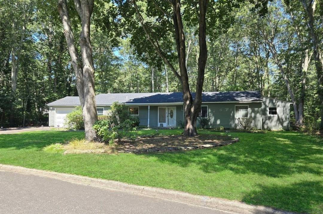 1+ Acre Manorville Ranch w/ In-Ground Pool