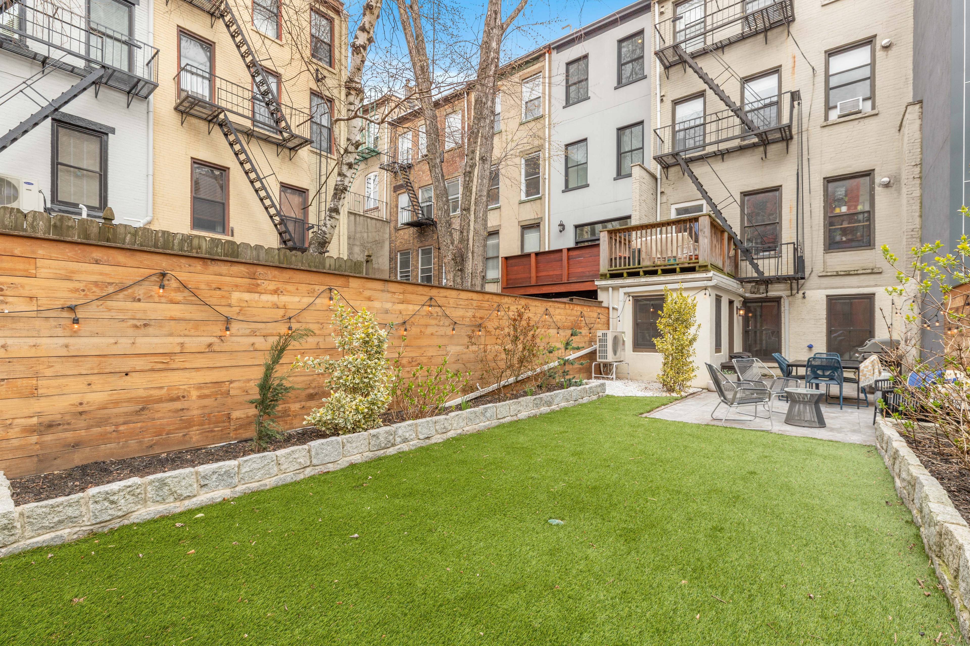 Private Backyard in Uptown Hoboken!