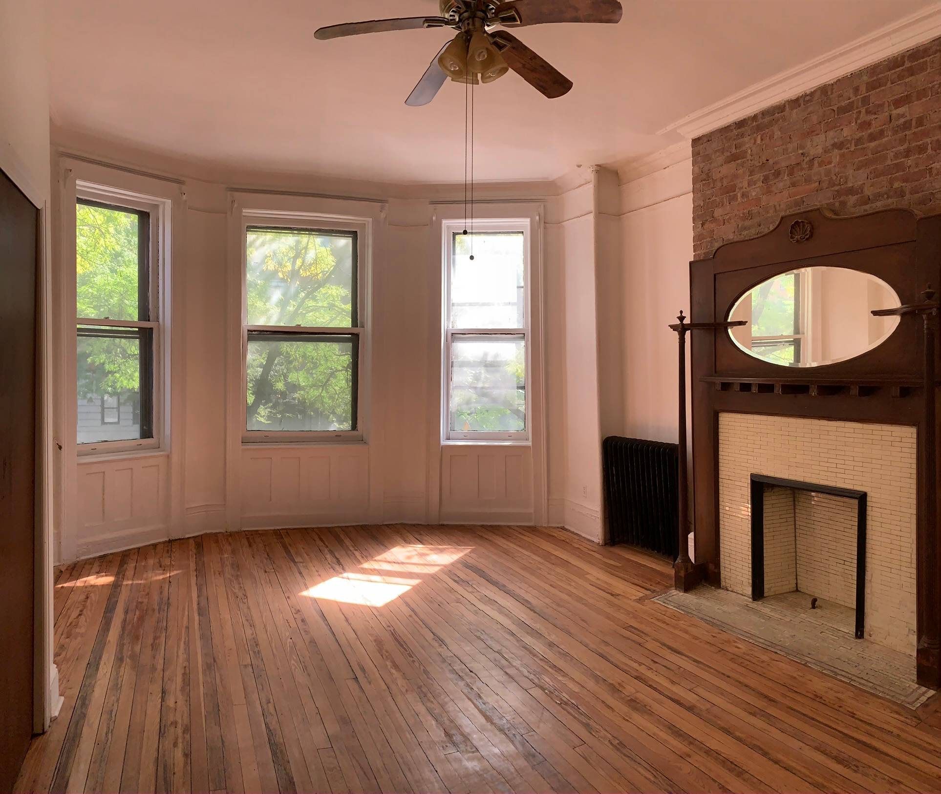 Imagine walking through the streets of old-school Neo-Italian and Georgian Townhouses.