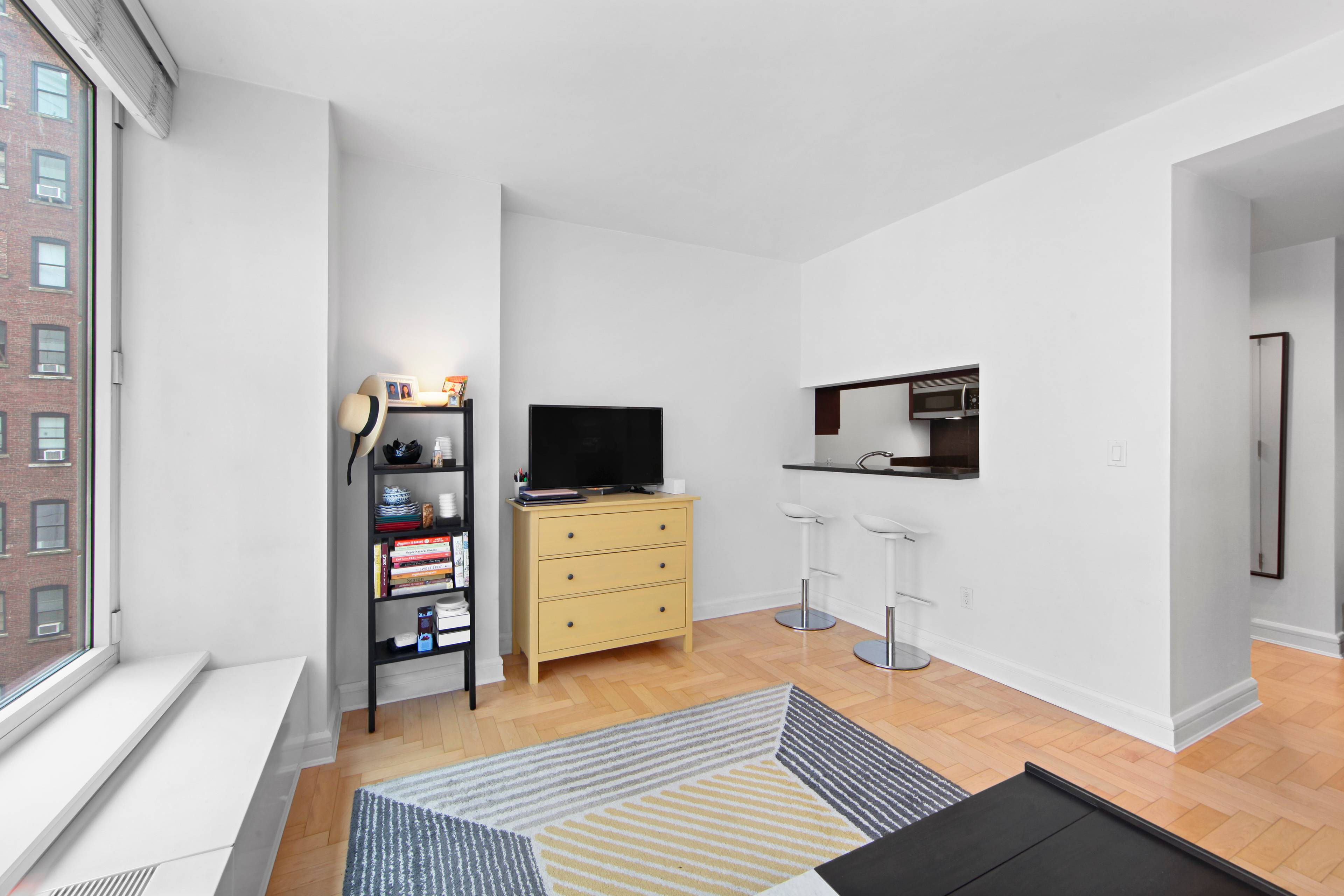 Alcove Studio for Sale at The Heritage | Lincoln Square