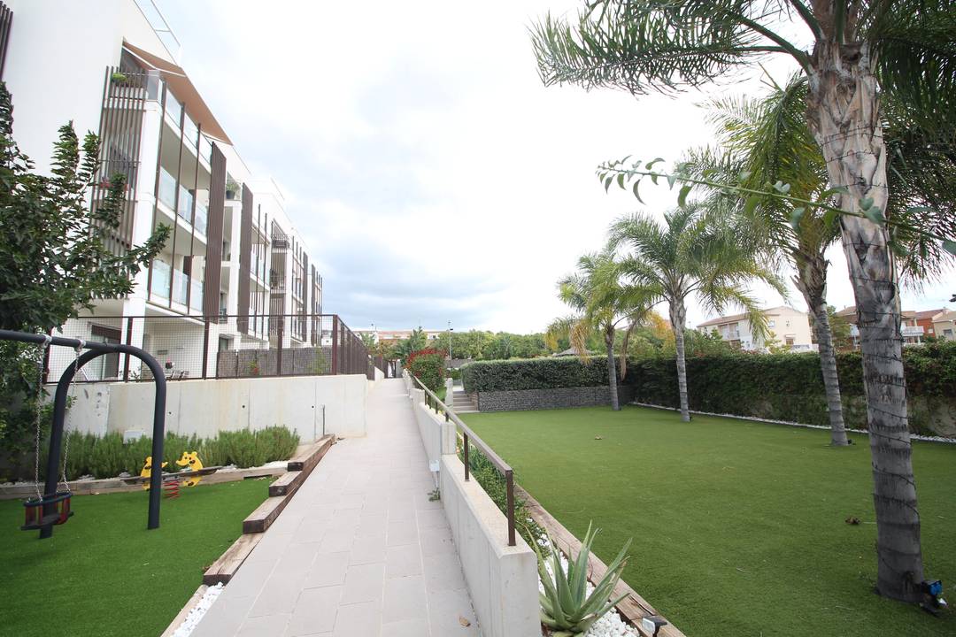 Fantastic new construction property in vilanova i la geltru