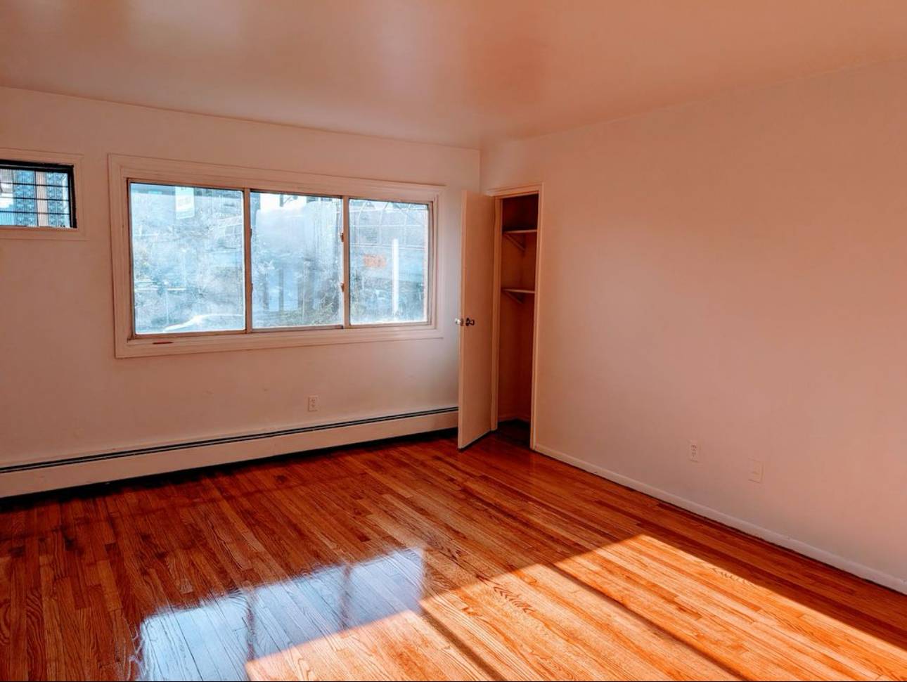 Welcome to your Beautiful Studio in Leonia,NJ