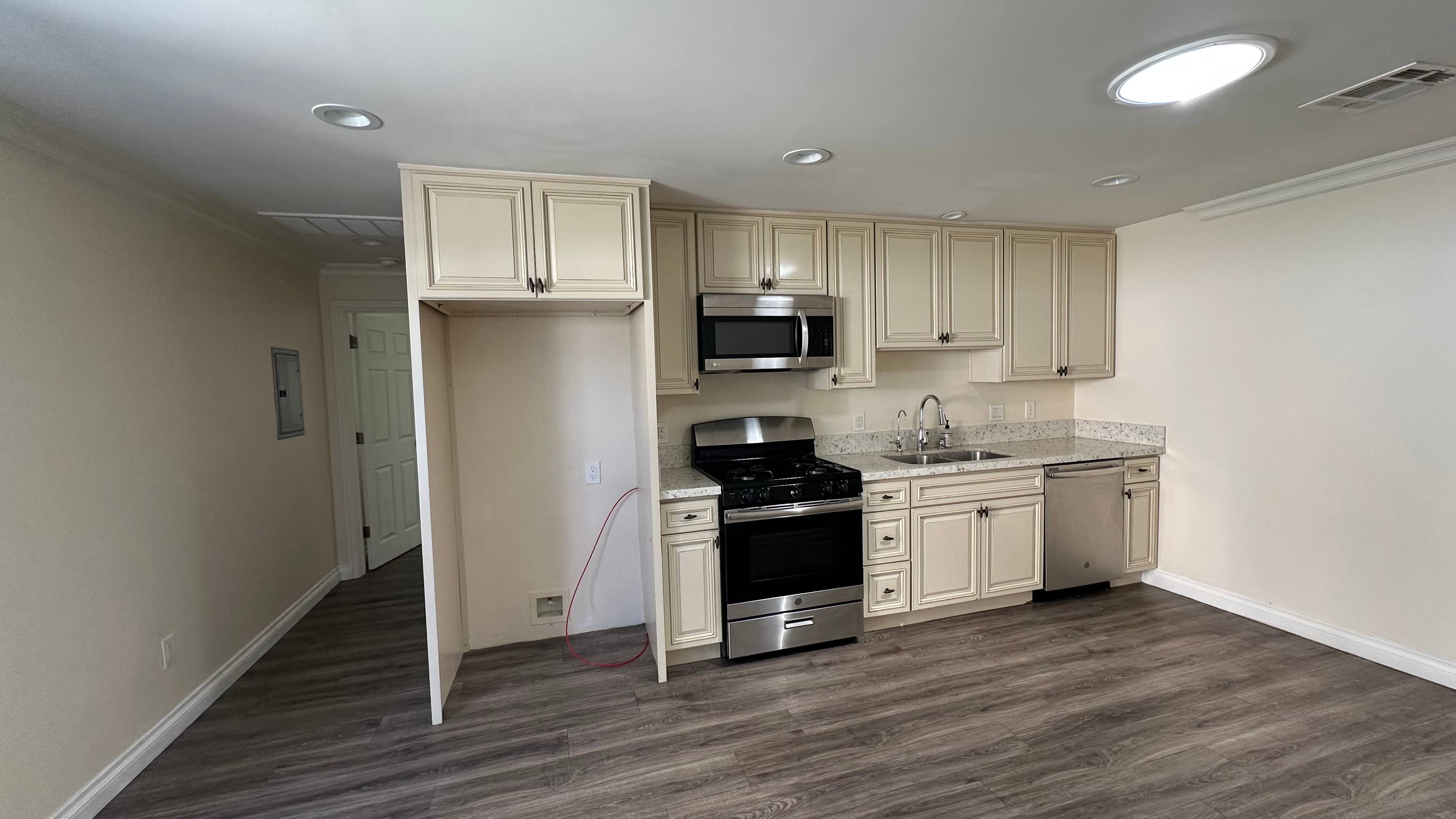 Spacious 2 bedroom house in NOHO