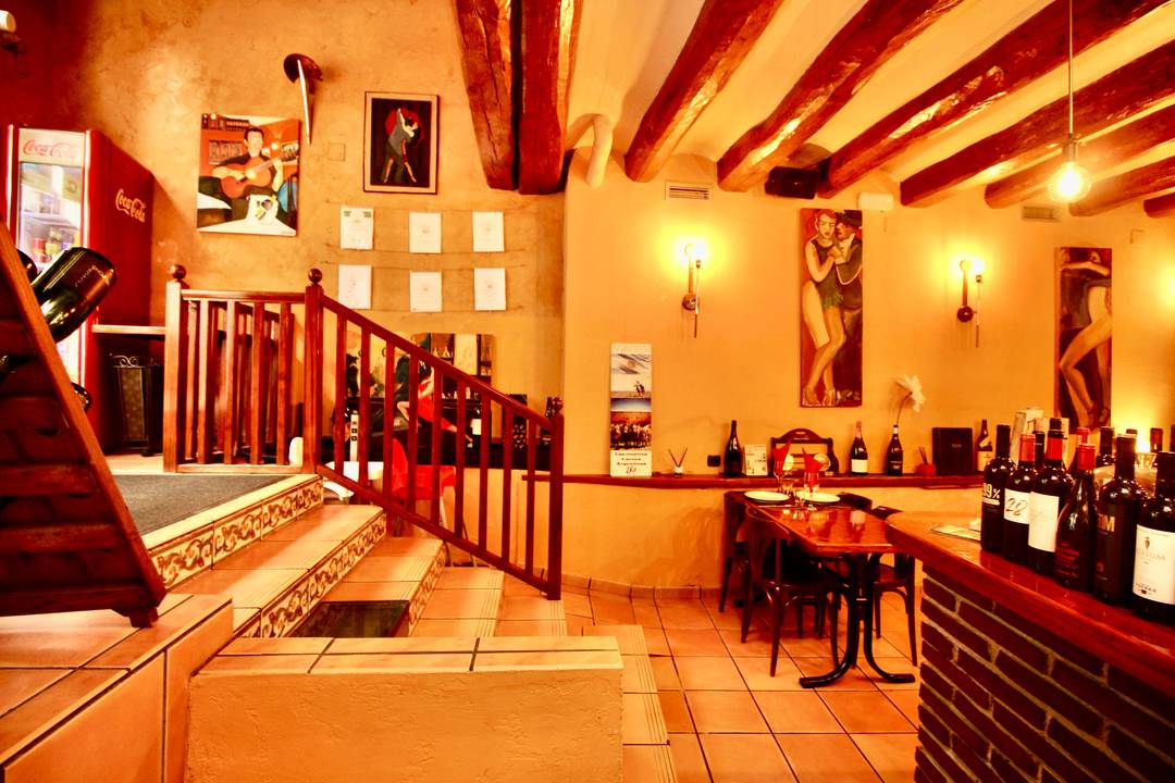 GREAT OPPORTUNITY RESTAURANT FOR LEASE IN VILAFRANCA DEL PENEDES