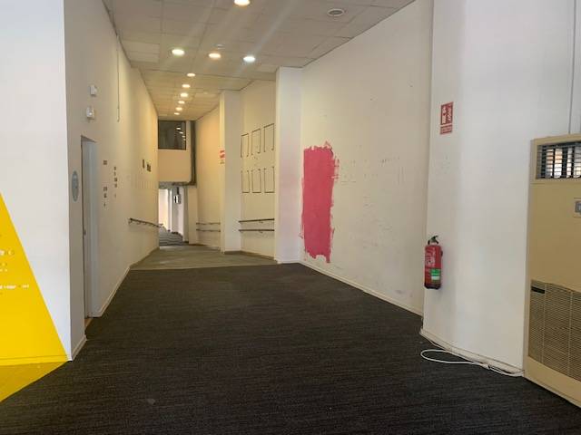 Large Commercial Premises/Office for Rent . Next to Calle Marina (Barcelona) .