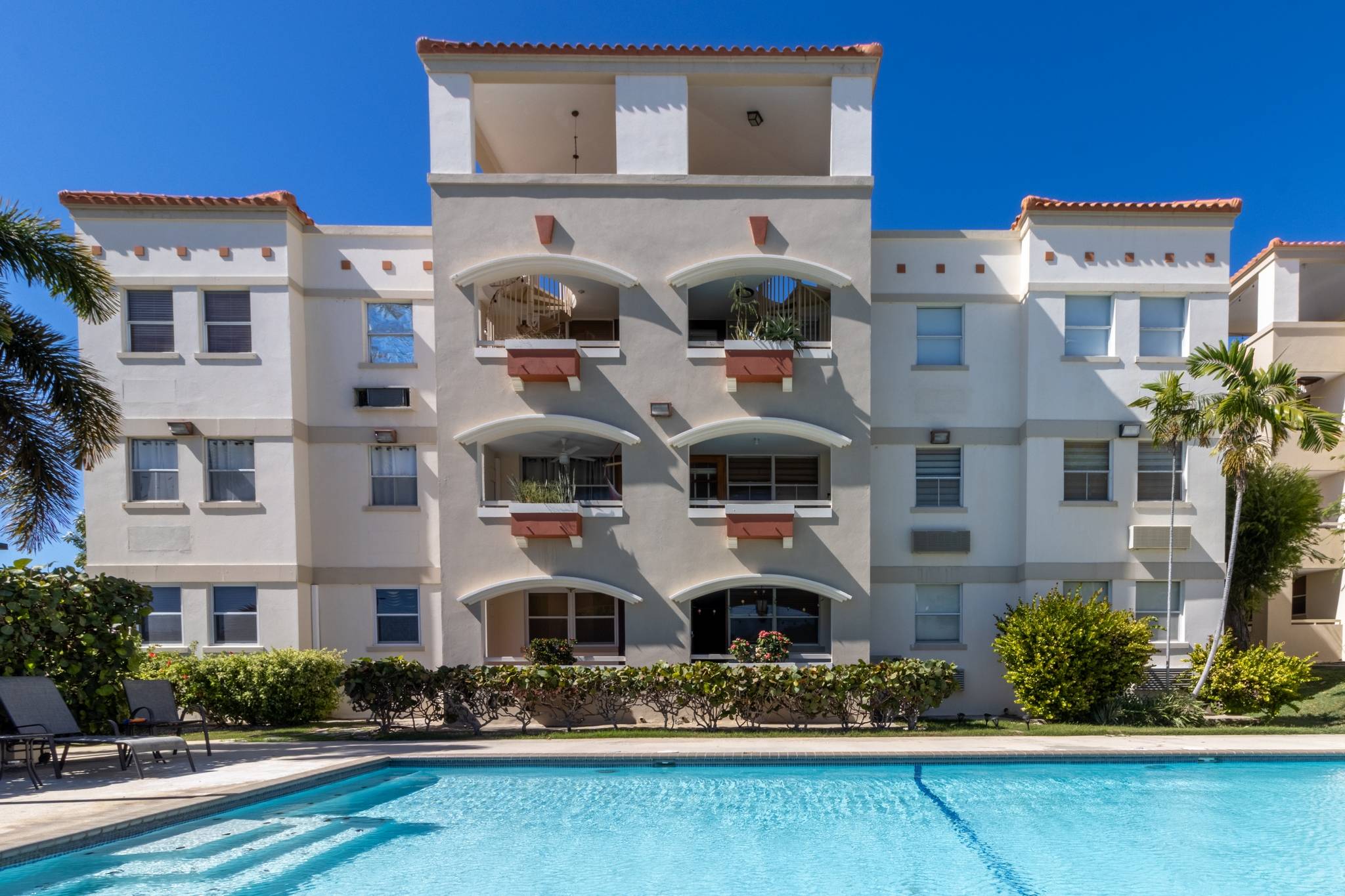 A Poolside Retreat in La Parguera