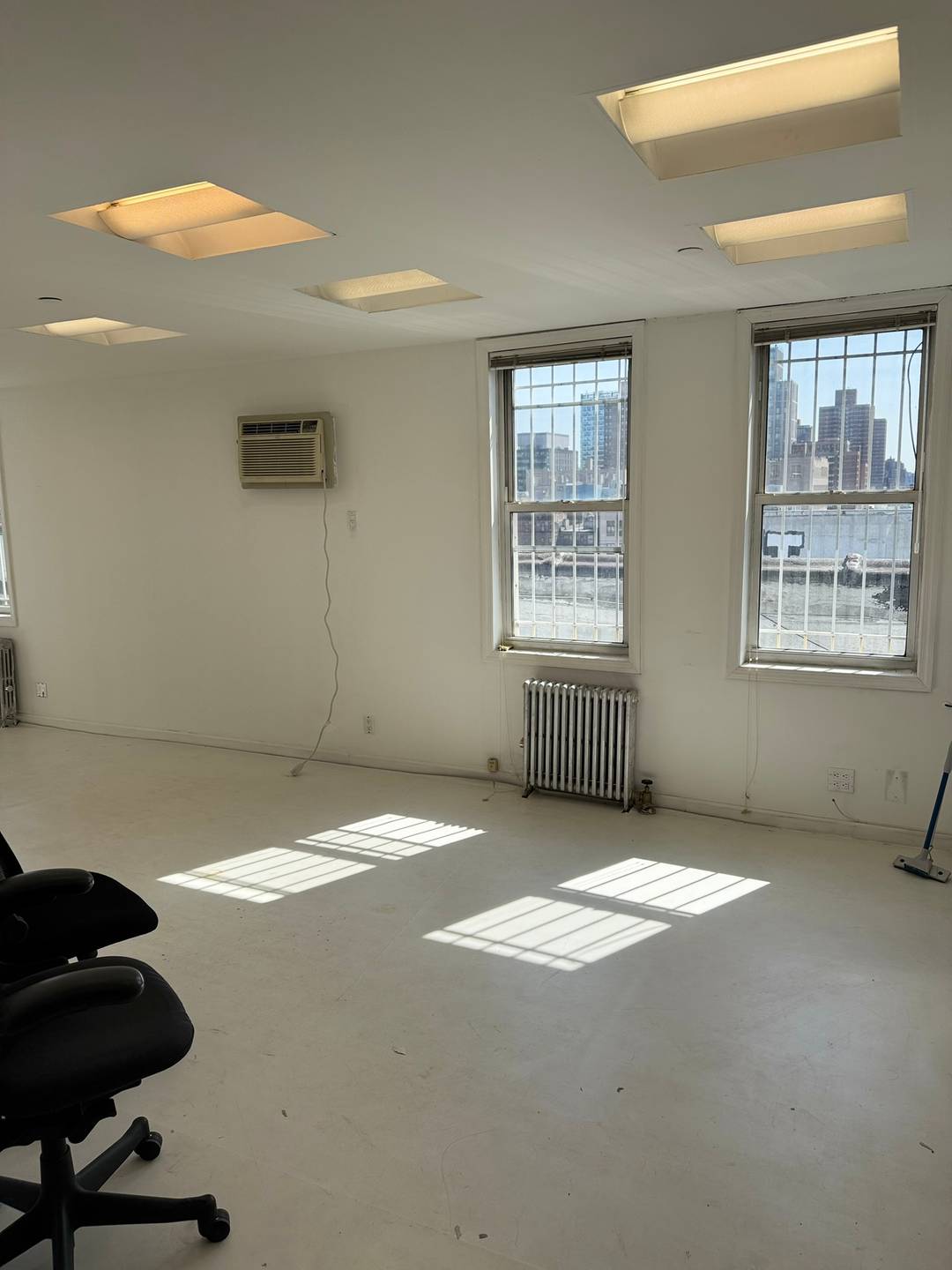 273 Grand Street NY NY 7E