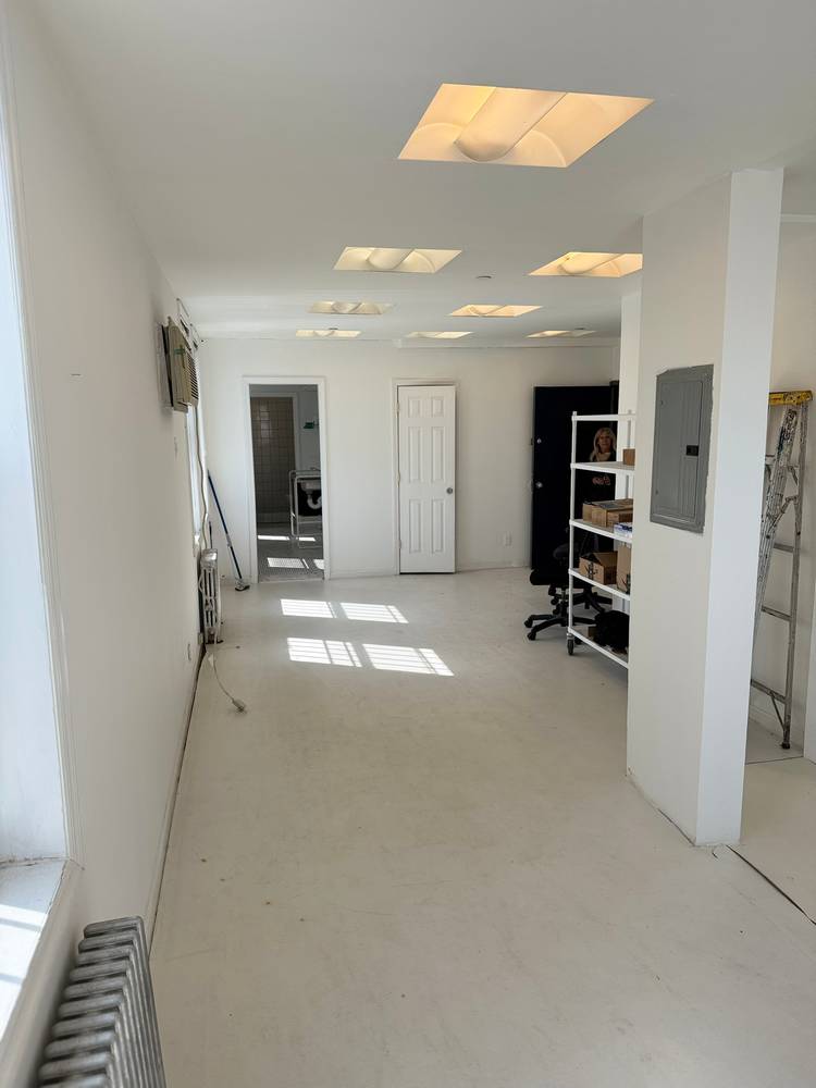 273 Grand Street NY NY 7E