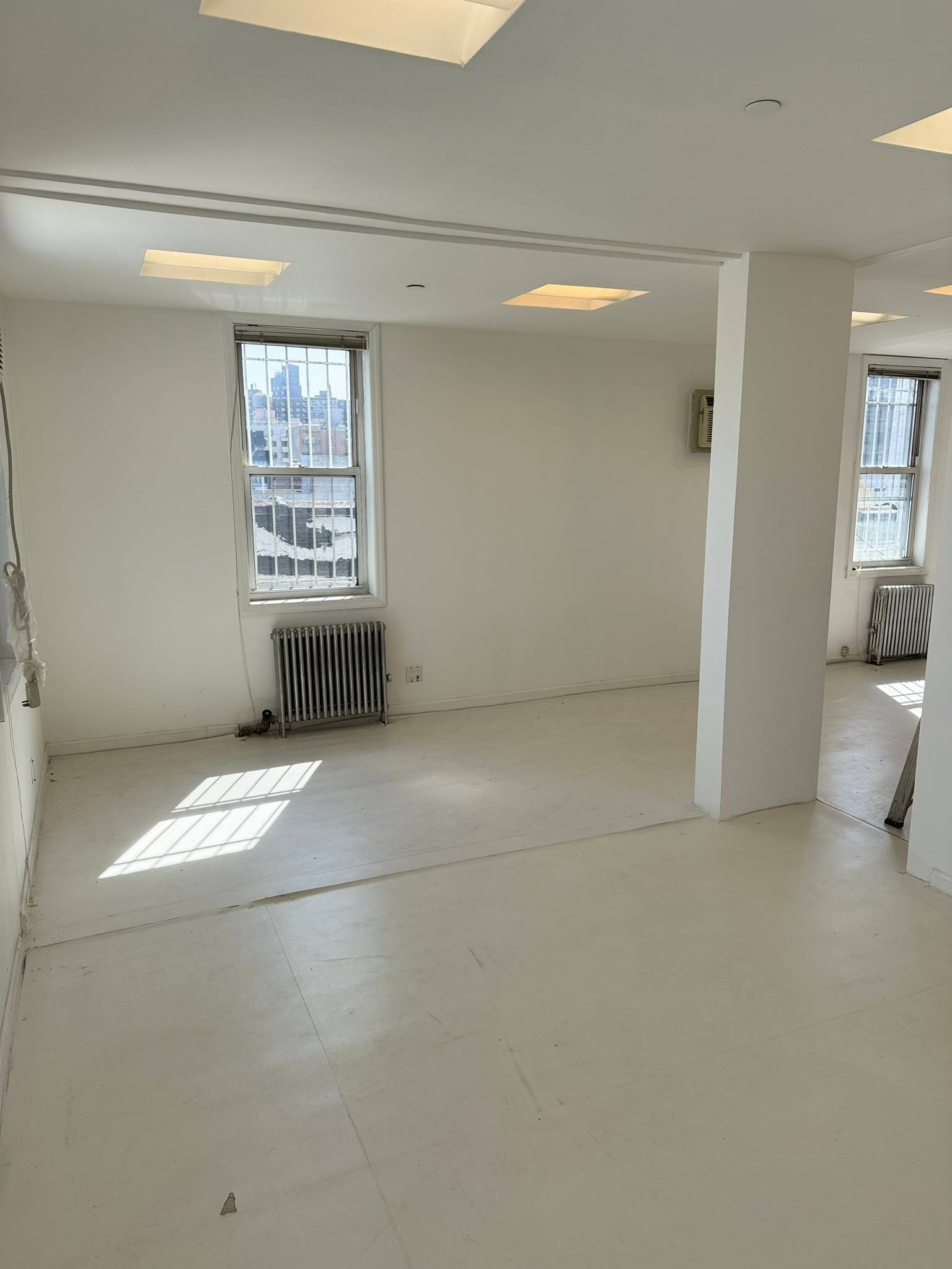 273 Grand Street NY NY 7E