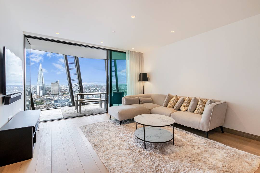 High-Floor Two-Bedroom Apartment with Iconic Panoramic Views at One Blackfriars