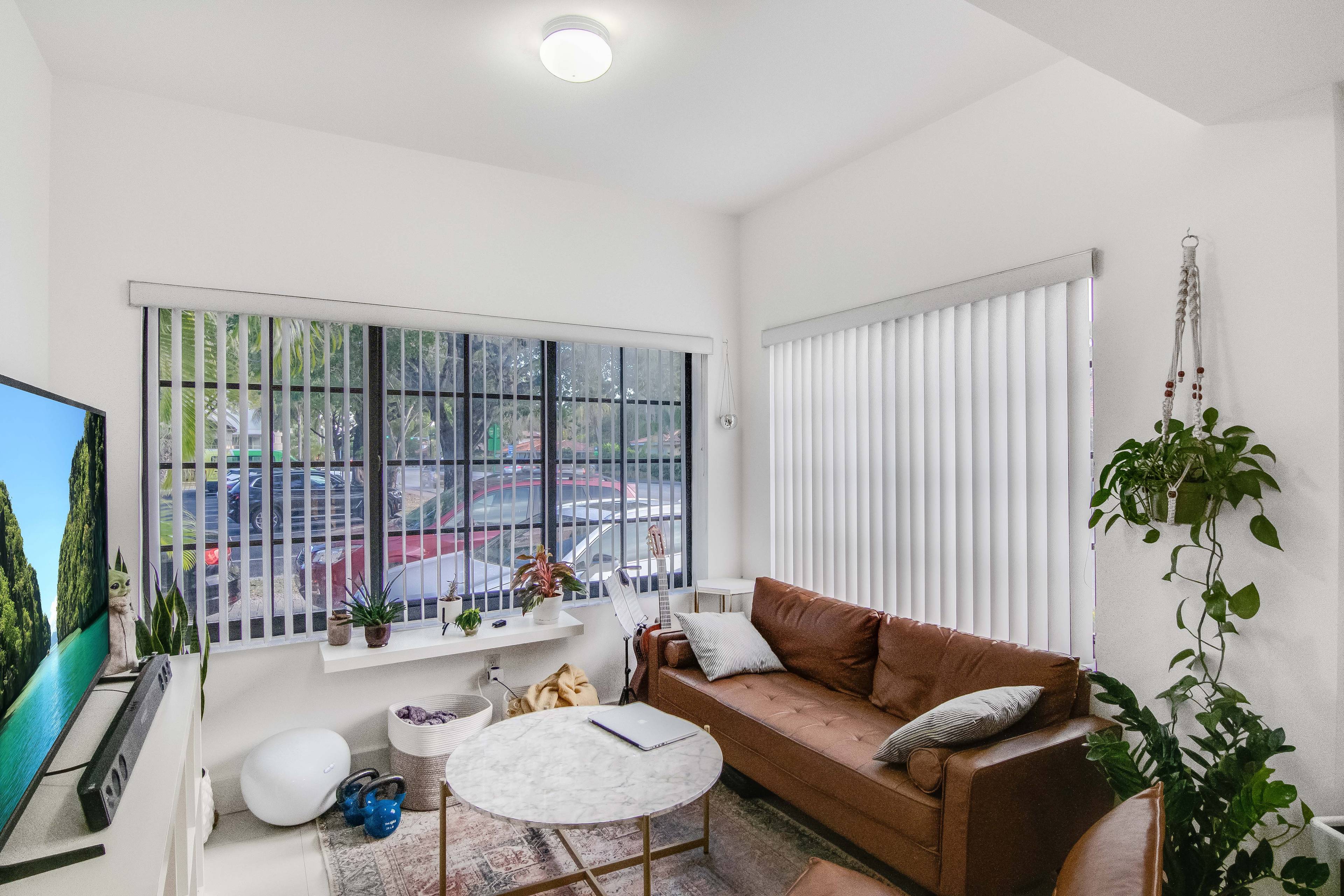 Fully remodeled 2-bedroom apartment in Coral Gables' most coveted neighborhood | Walking distance to Miracle Mile | Boutique Fourplex