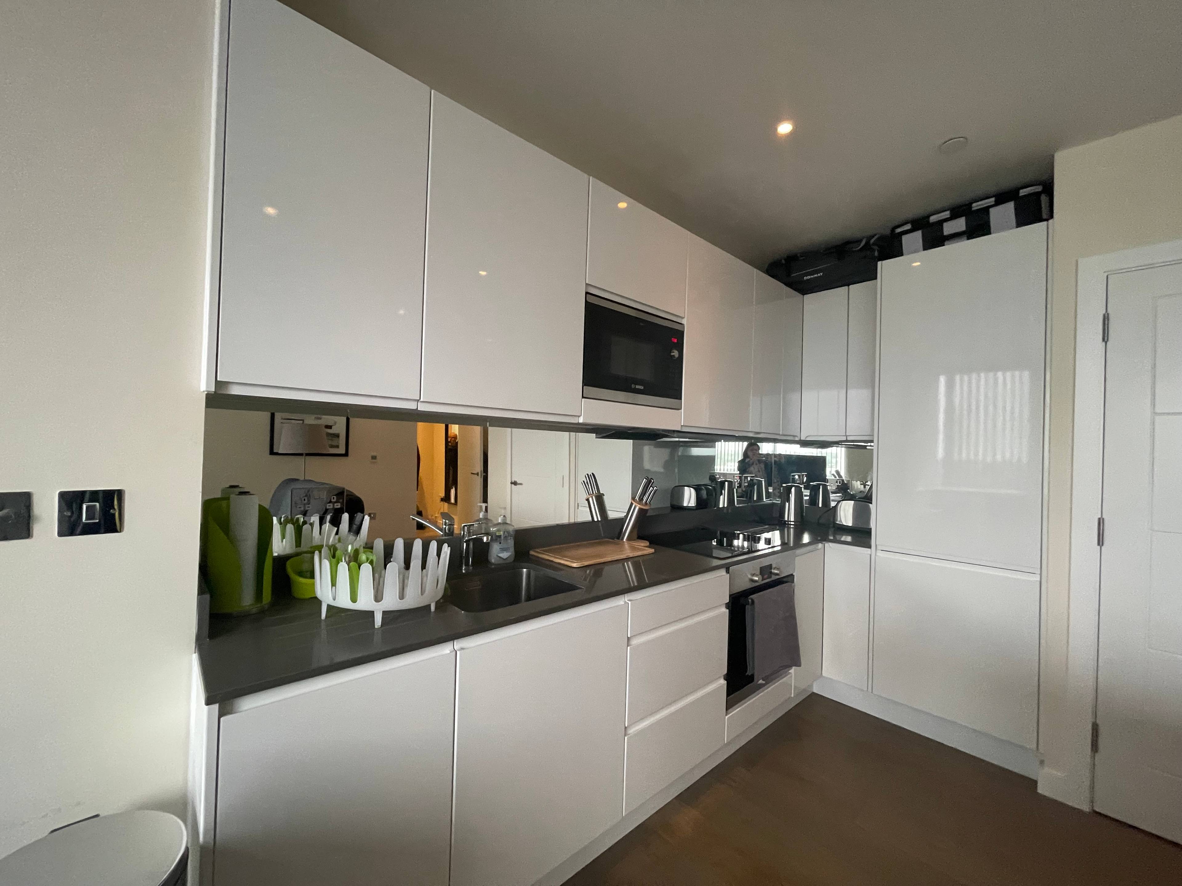 Stunning Modern Apartment for Sale in Prime Bromley Location