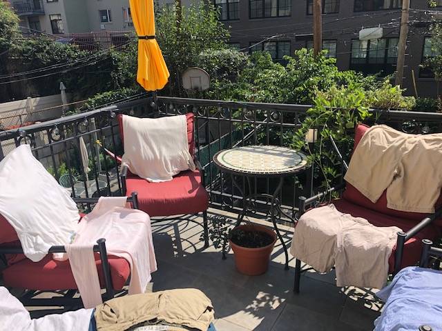 Perfect 2 bedroom apartment with balcony
