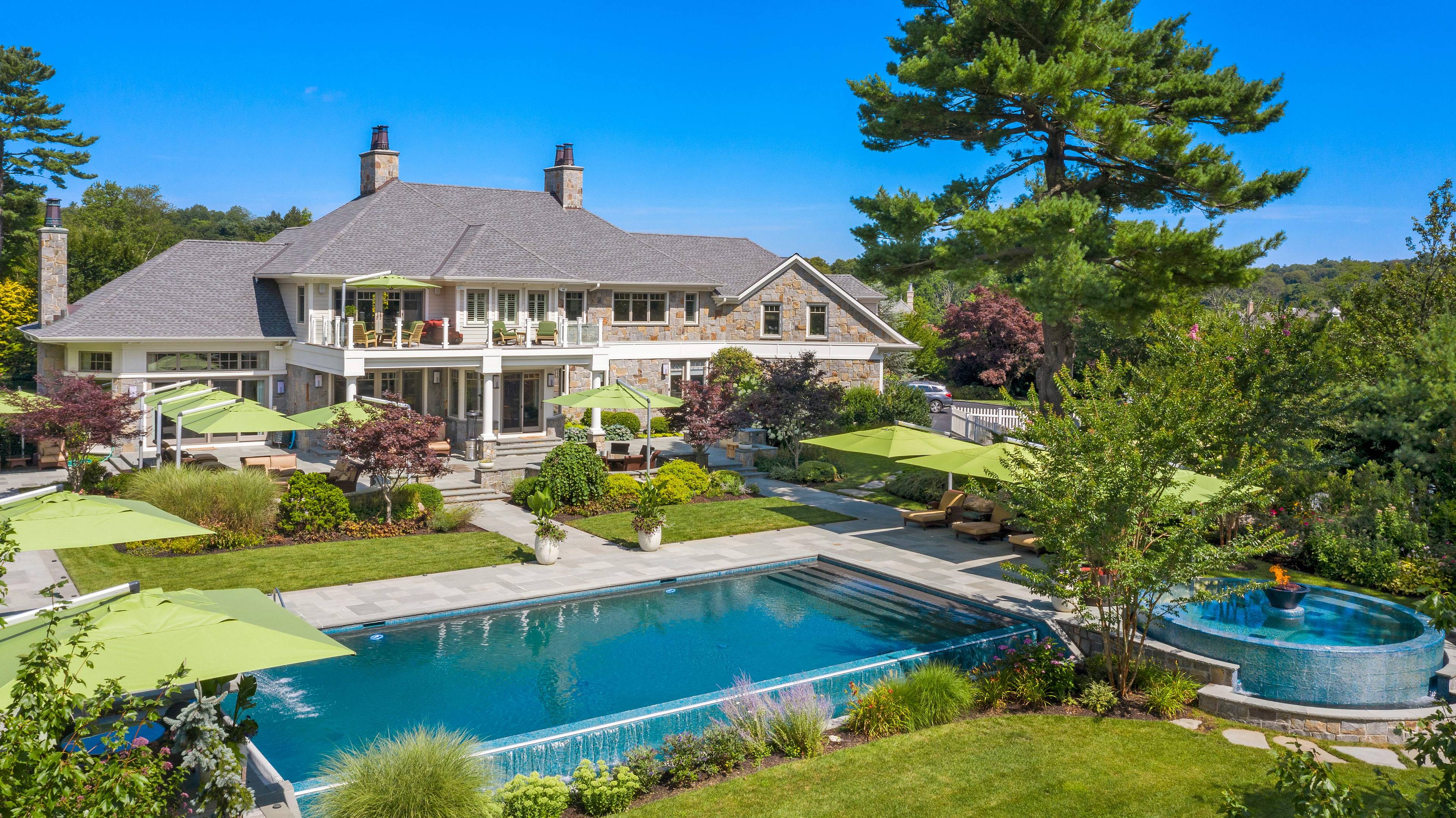 Secluded Gem in Old Westbury
