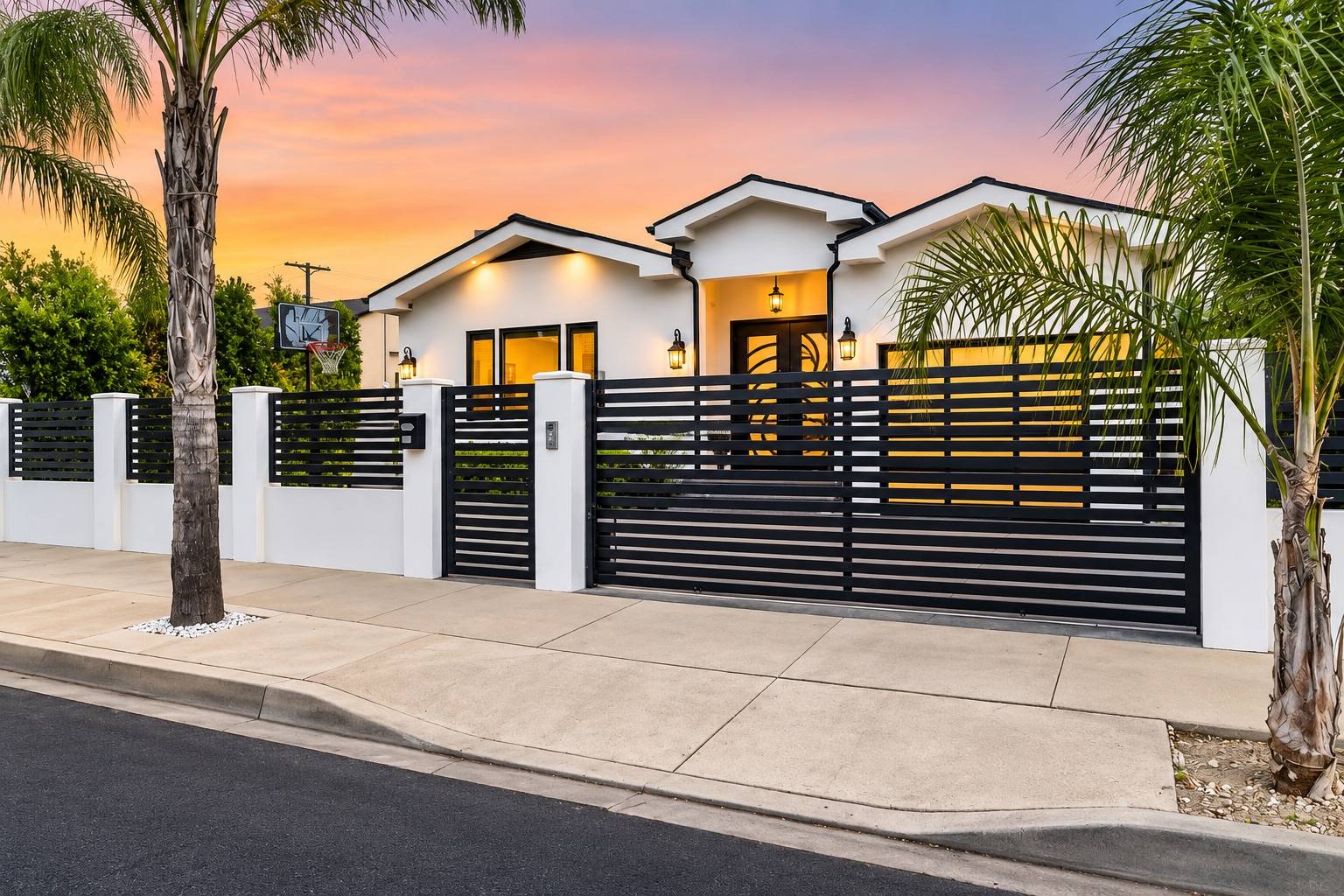 6450 Teesdale Avenue, North Hollywood, CA 91606