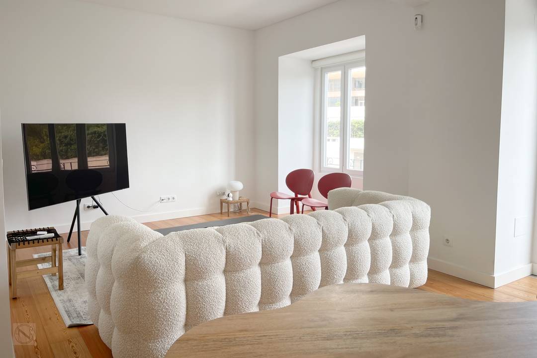 Exclusive 3-Bedroom Apartment with Prime Views Over the Four Seasons Ritz Hotel