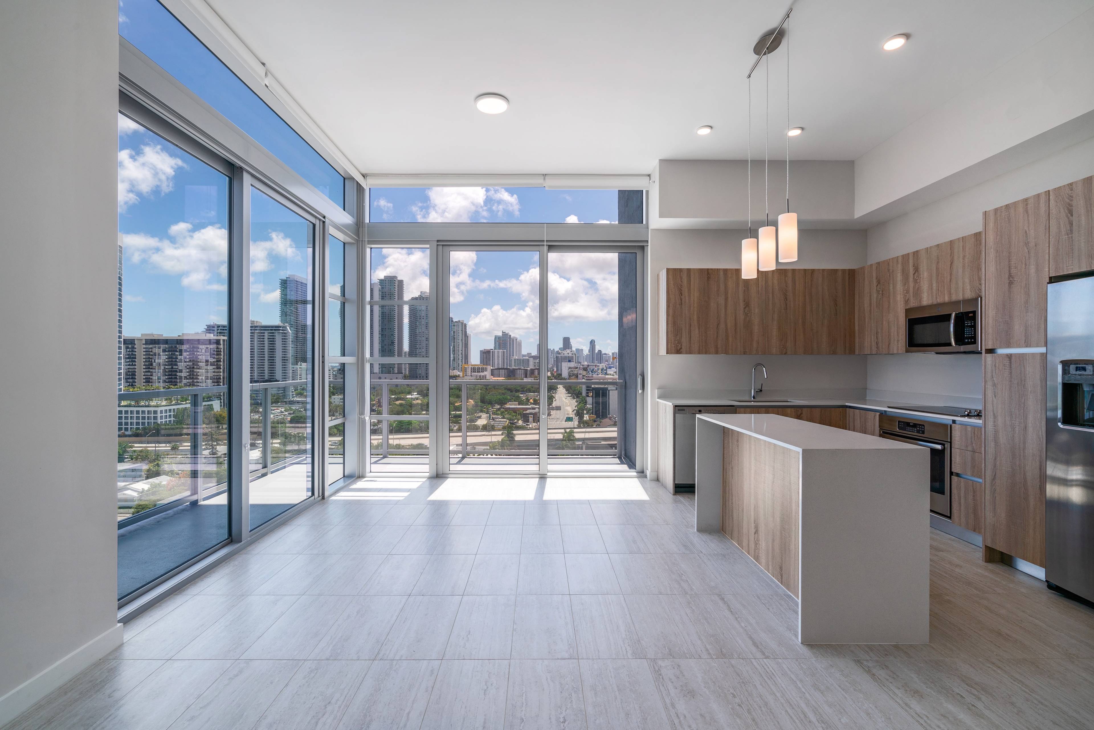 1BD/1BA Fully-Furnished  Condo in Miami, Design District | Amazing Views