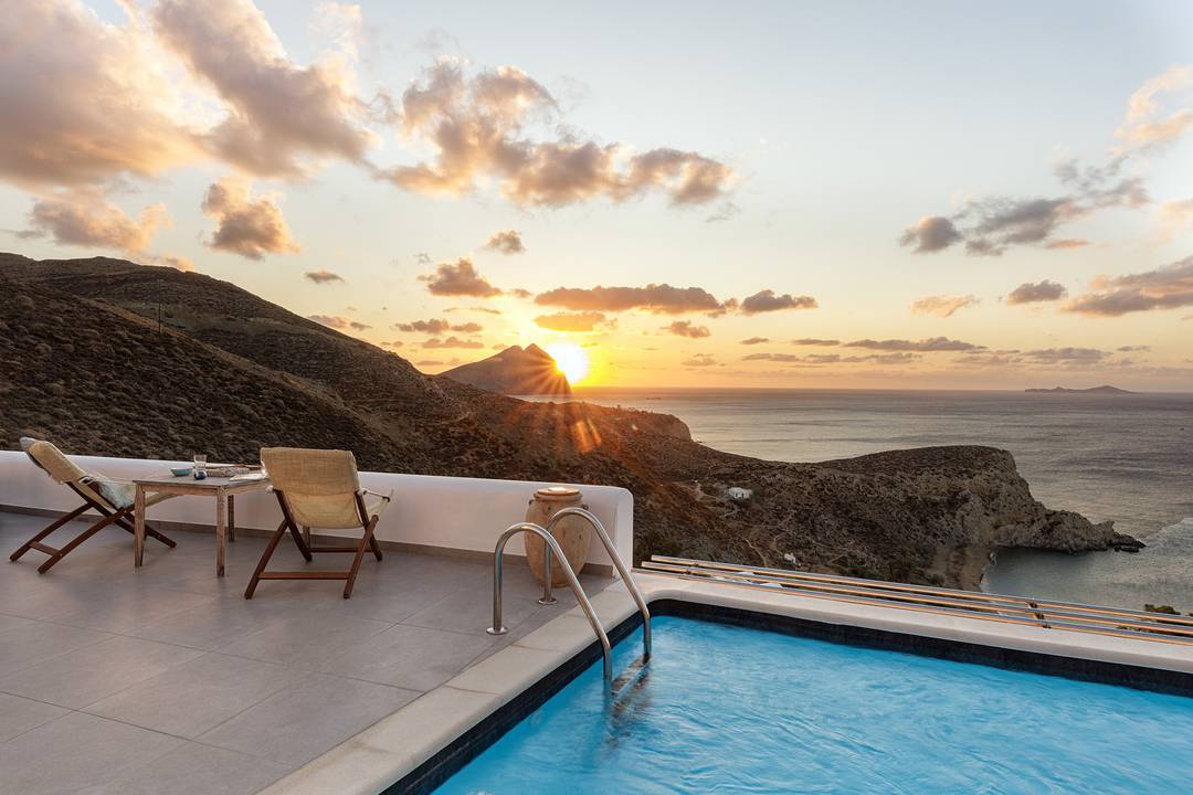 Anafi Secrets – Discover Luxury Beyond the Ordinary